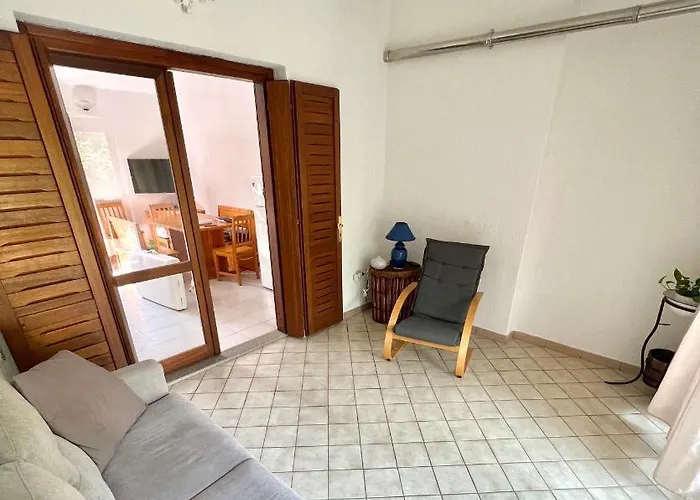 Apartament Iss Travel, Domo Magenta 2-bedrooms - With Private Outdoor Area