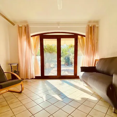 Διαμέρισμα Iss Travel, Domo Magenta 2-bedrooms - With Private Outdoor Area *